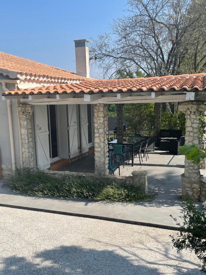 Villa Camille Céreste 外观 照片