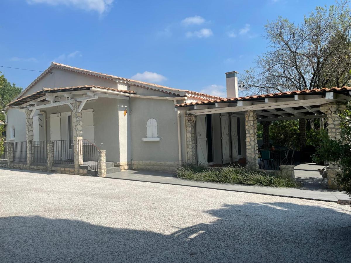 Villa Camille Céreste 外观 照片